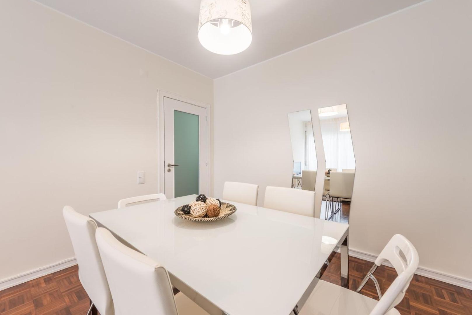 Guestready - Greatful Gaia Apartment บีลาโนวาเดกายา ภายนอก รูปภาพ